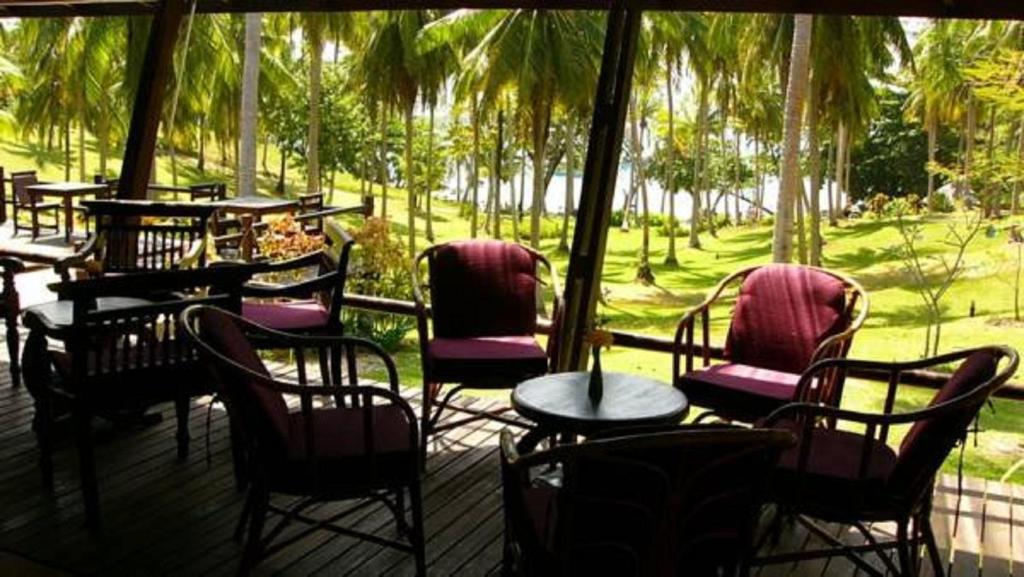 Banraya Resort And Spa Koh Racha Yai Exterior photo