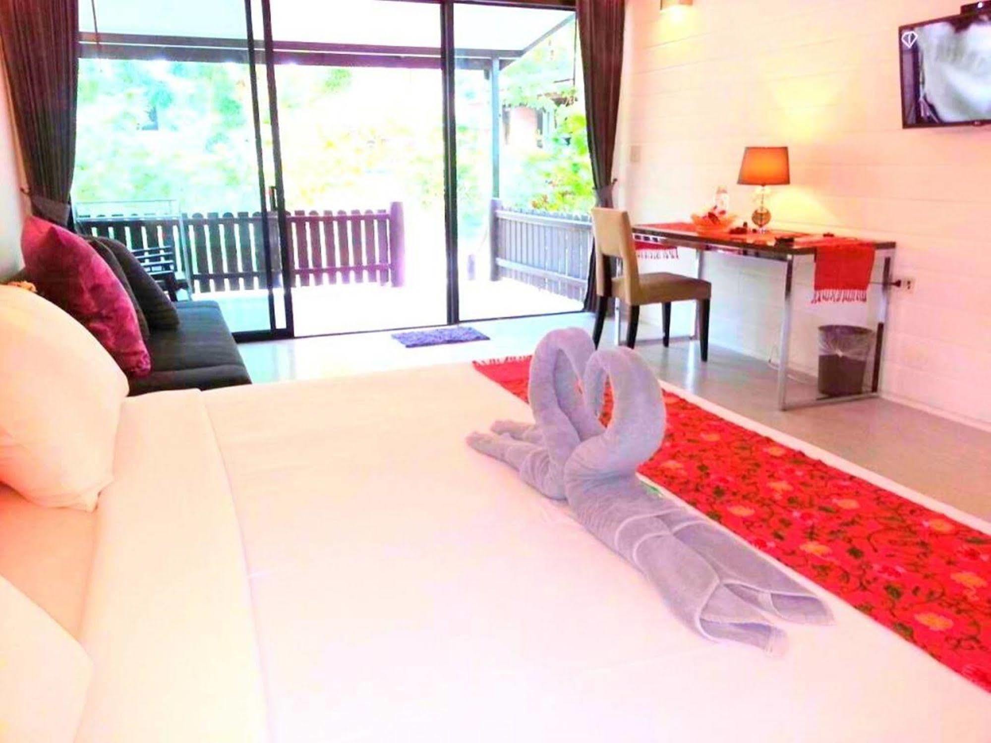 Banraya Resort And Spa Koh Racha Yai Exterior photo